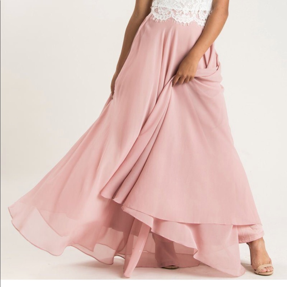 Maxi pink skirt